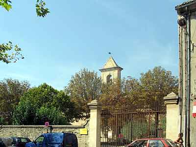 temple  Uzs