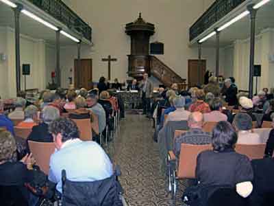 ue intrieure vers la chaire du temple ERF de Bziers