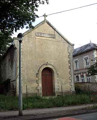 faade du temple de Chef Boutonne