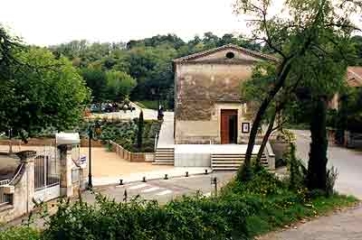 faade du temple d'Eurre