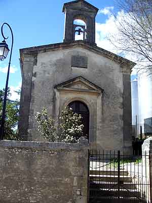 faade du temple de Lecques