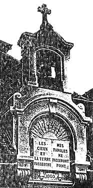fronton de l'ancien temple de Pontarlier