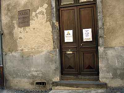 porte d'entre du temple de Riom
