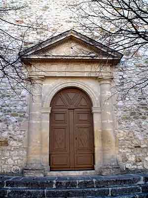 porte du temple de St Mamert du Gard